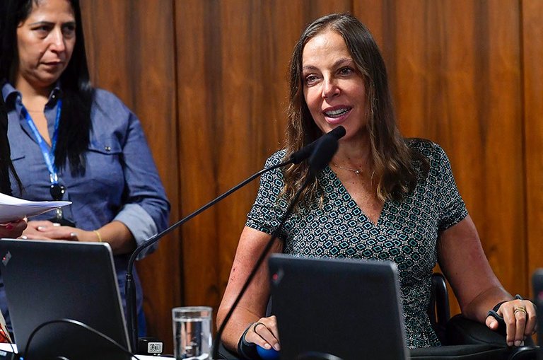 MP cria benefício para vítimas da zika e substitui projeto vetado por Lula