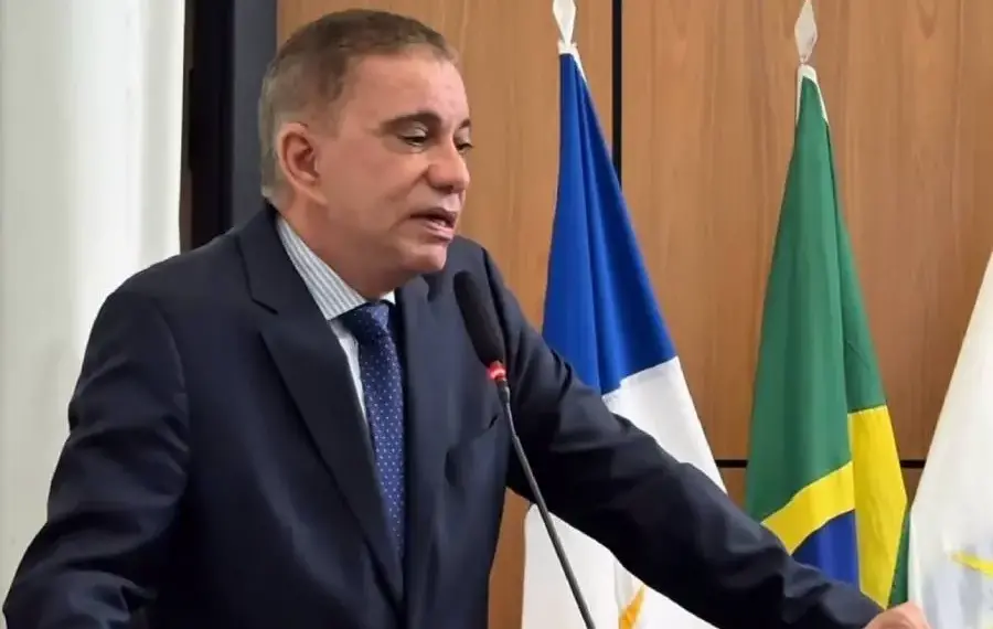 Carlos Amastha solicita CPI para investigar transporte público de Palmas