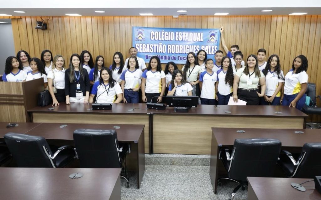 Estudantes de Brasilândia participam do projeto Visita Guiada na Aleto