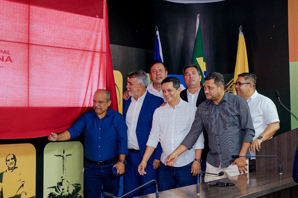 Câmara recebe painéis eletrônicos da Assembleia Legislativa