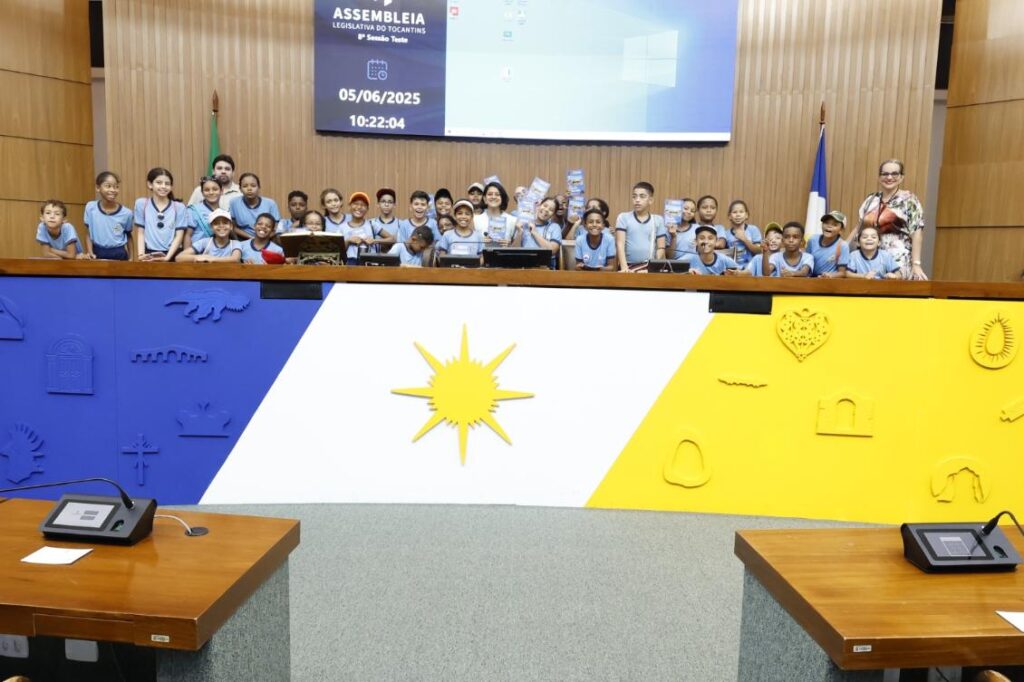 Projeto Visita Guiada: estudantes do Aureny III visitam a Aleto e aprendem sobre o Poder Legislativo