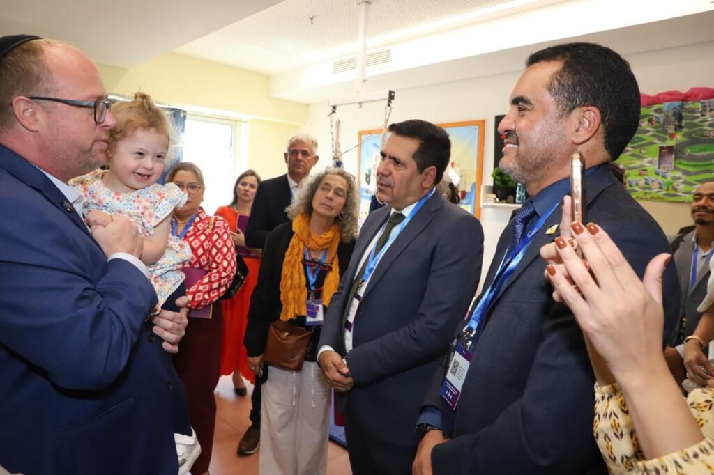 Inclusão: Em Israel, Marcus Marcelo visita Centro Shalva, referência mundial no cuidado de pessoas com deficiência