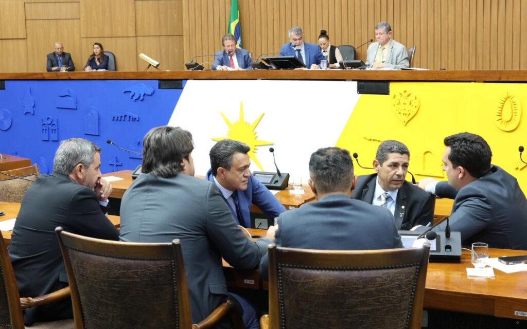 Deputados aprovam inclusão da disciplina de Inteligência Artificial nas escolas do Tocantins