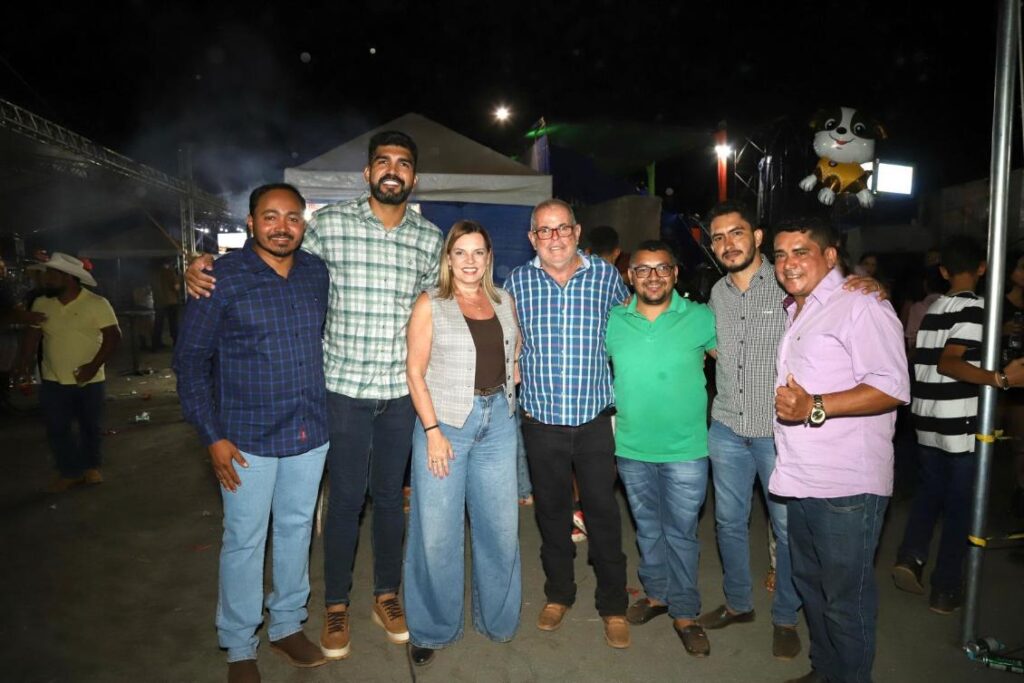 Claudia Lelis participa da VIII Expocarmo e destaca importância do evento para a economia local