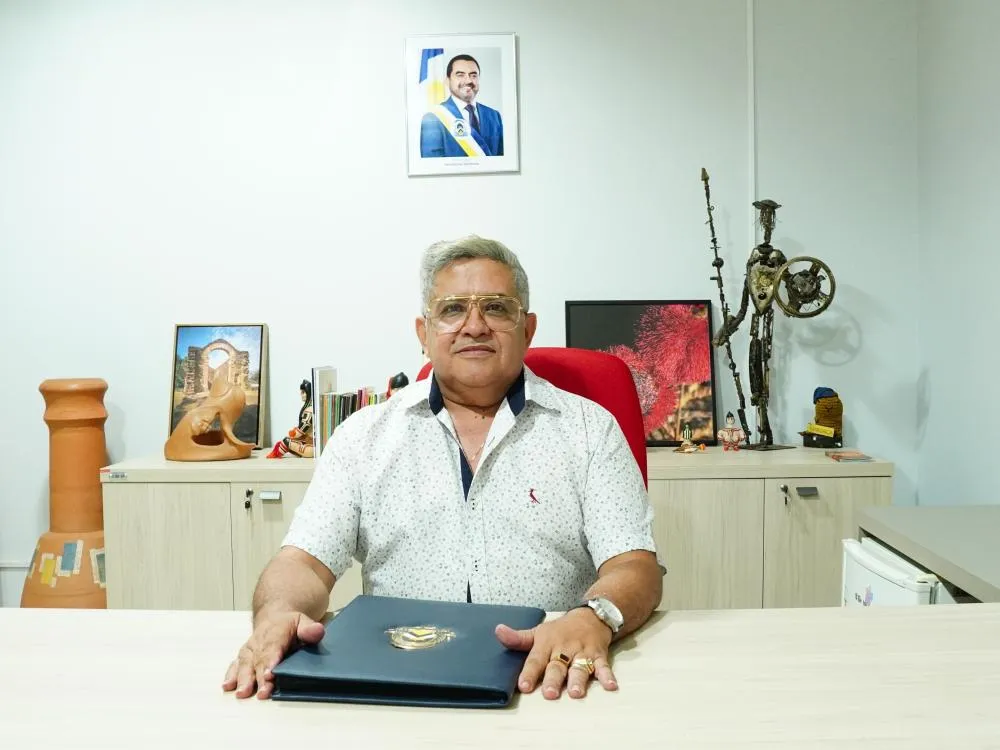 Governador Wanderlei Barbosa nomeia Adolfo Bezerra de Menezes como novo secretário de Cultura