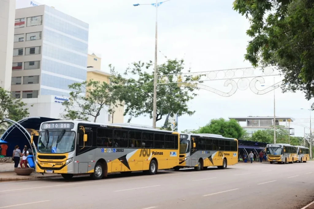 Palmas suspende linhas de reforço do transporte coletivo durante férias escolares palmas-suspende-linhas-de-reforco-do-transporte-coletivo-durante-ferias-escolares